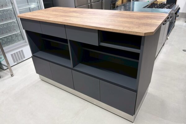 豊橋の家具工事