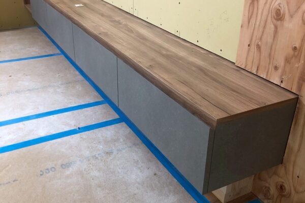 豊橋の家具工事